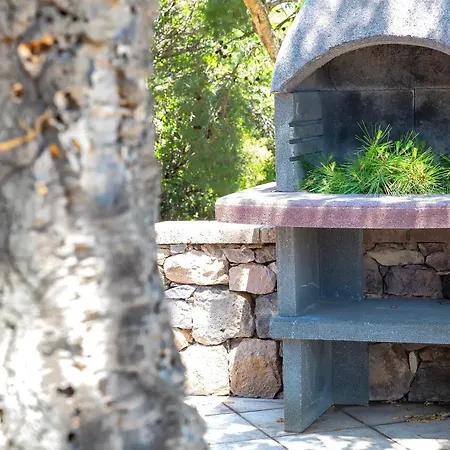 Sardinia Re - Val فيلة *